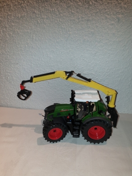 Holzkran für Heckhydraulik lackiert